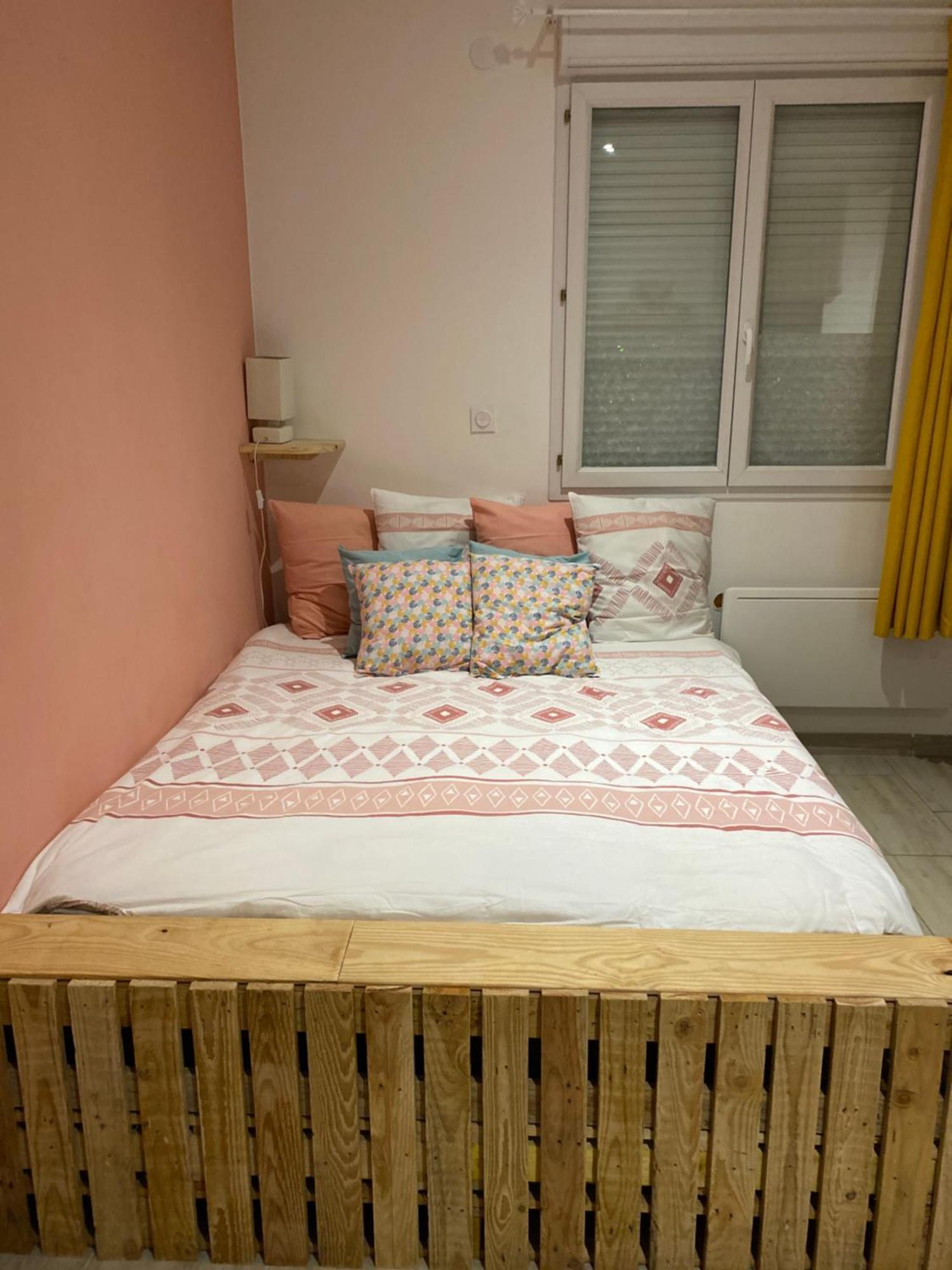 Ferienwohnung La Petite Escapade Calais Exterior foto