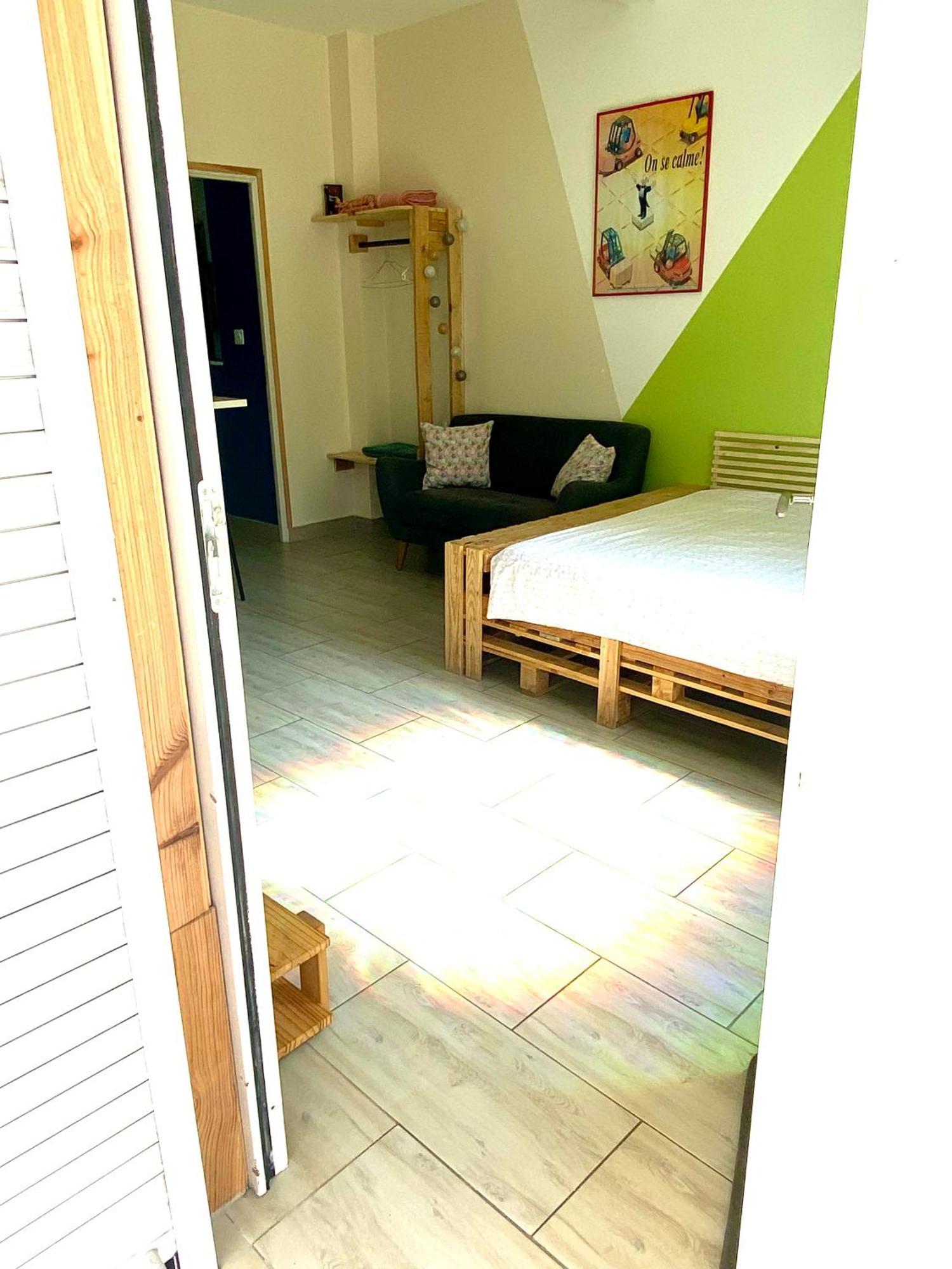 Ferienwohnung La Petite Escapade Calais Exterior foto